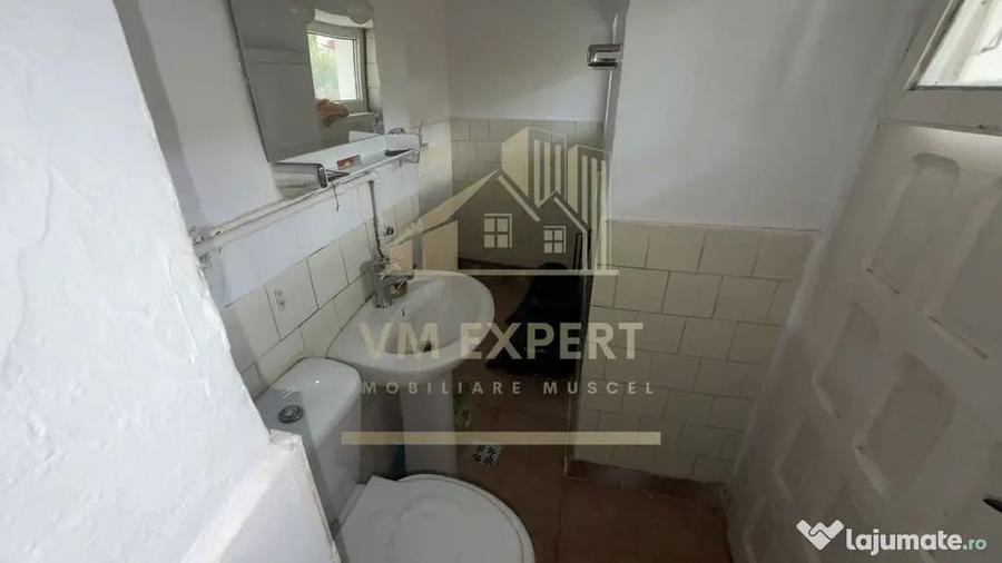 Casă cu 4 camere cu Teren 233 Mp în Sud