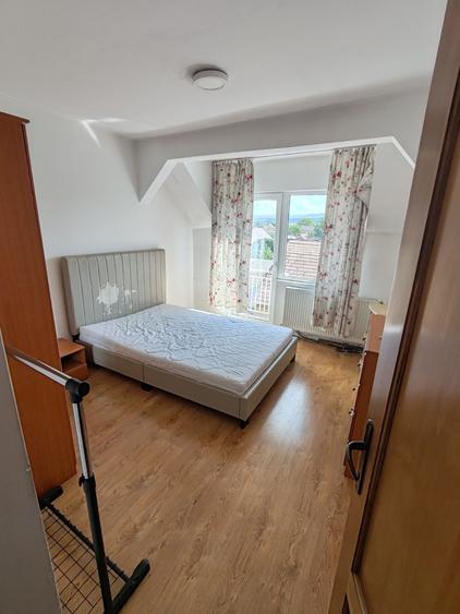 Apartament cu 2 camere decomandat în Exterior Vest