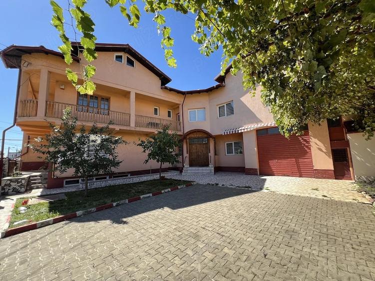 Casă cu 2 camere cu Teren 377 Mp în Republicii