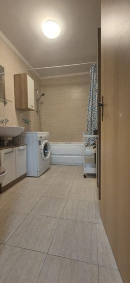 Apartament cu 2 camere decomandat în Florești