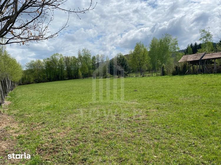 Teren de 1200 mp, în Central