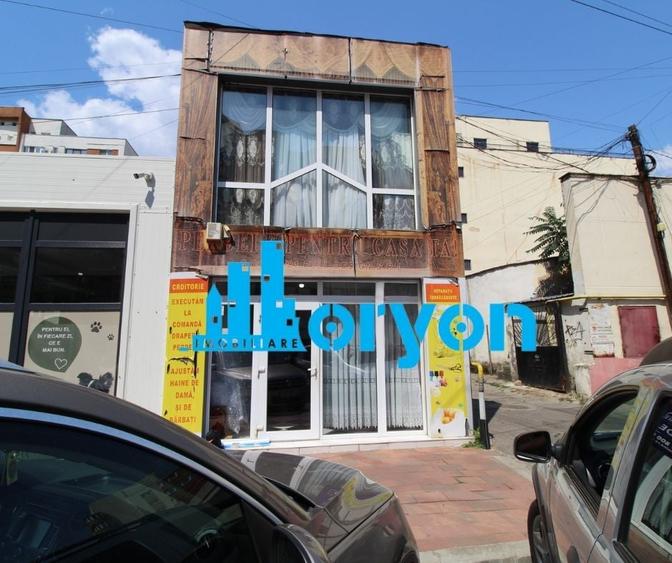 Spațiu comercial, de 100 mp, în Central