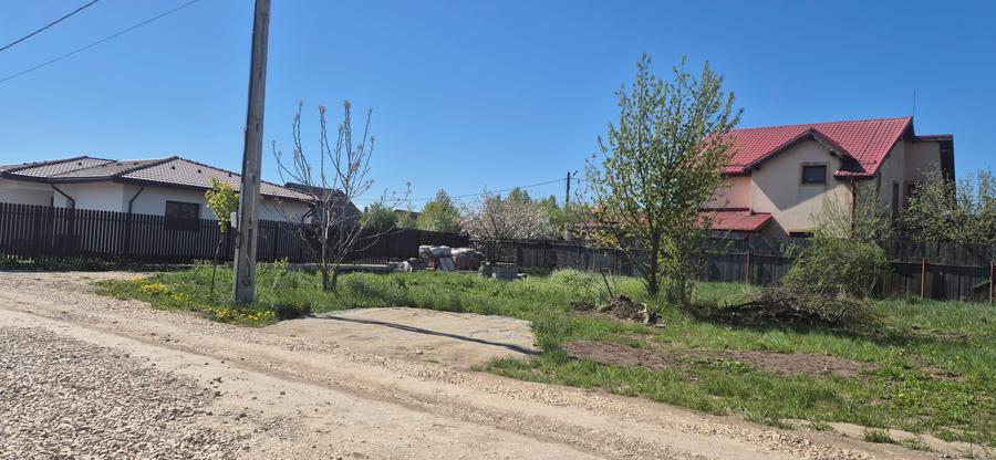 Teren Construcții intravilan de 700 mp, în Bod