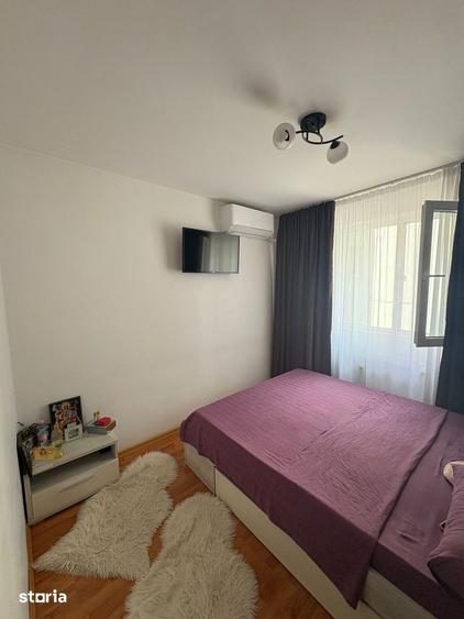 Apartament cu 3 camere semidecomandat în Pantelimon — fotografia 1