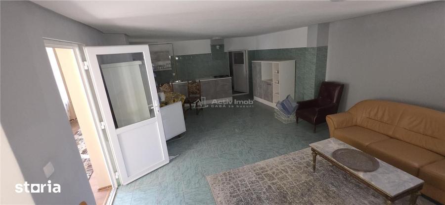 Casă cu 4 camere cu Teren 464 Mp în Central