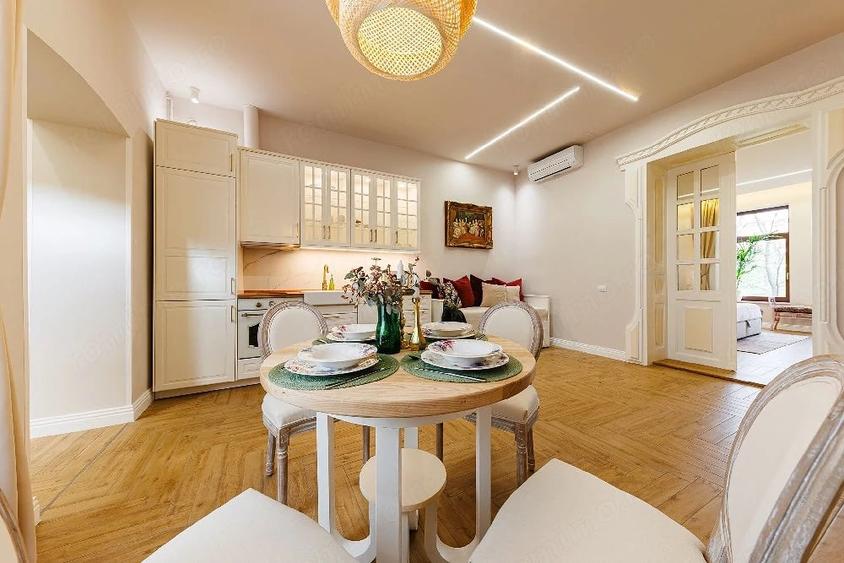 Apartament frumos-elegant,cladire istorica, CENTRU - 5
