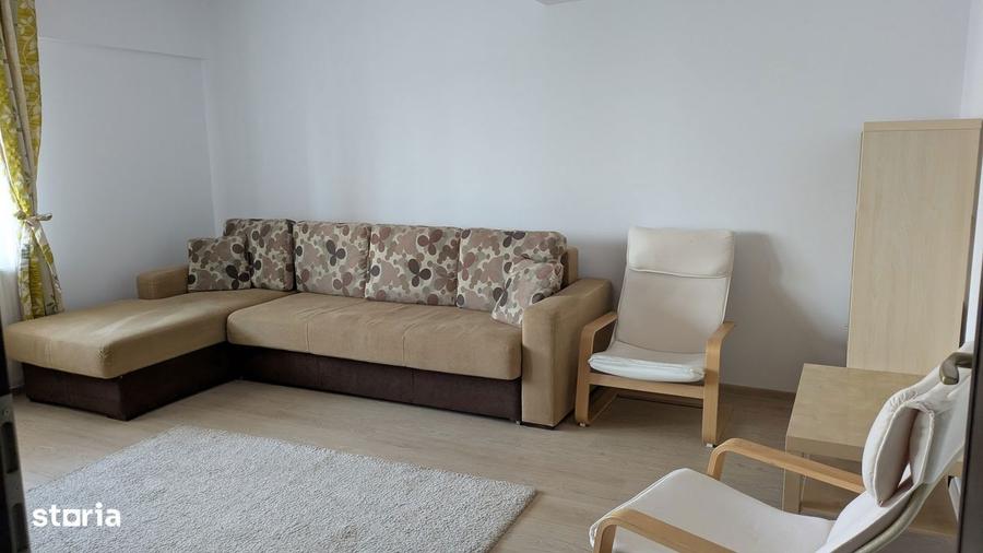 Apartament cu 2 camere, mobilat în Sud