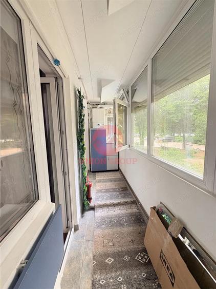 Apartament cu 3 camere decomandat, mobilat în Tomis Nord