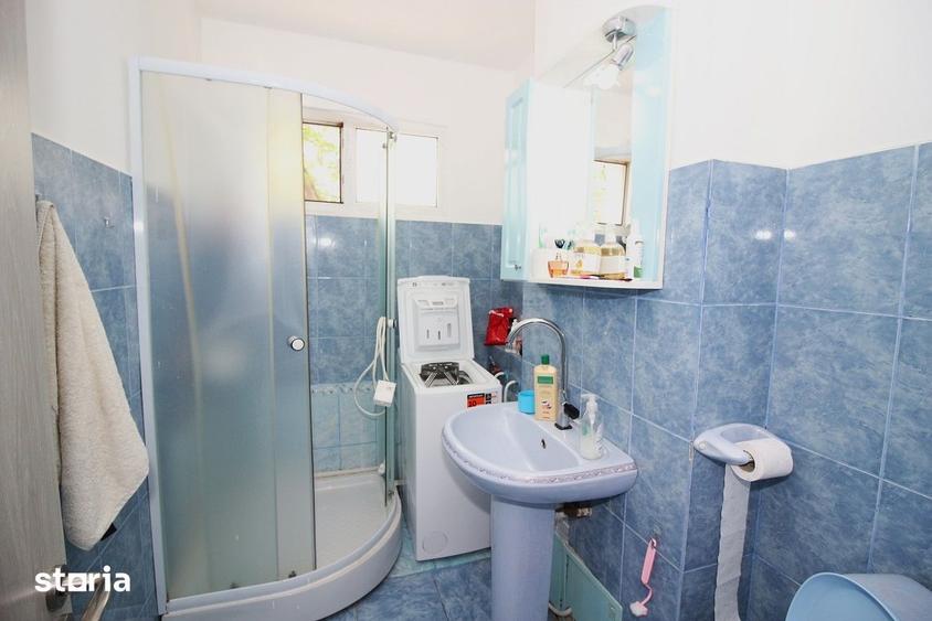 Apartament cu 2 camere semidecomandat în Cornișa