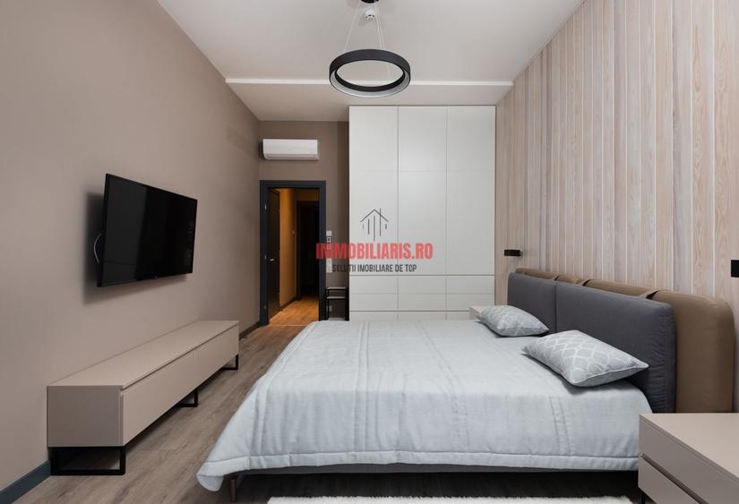 Apartament cu 3 camere decomandat în Theodor Pallady