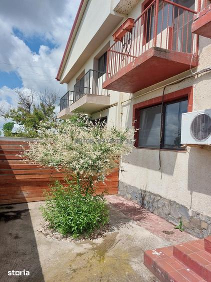 Casă cu 4 camere cu Teren 600 Mp în Crevedia