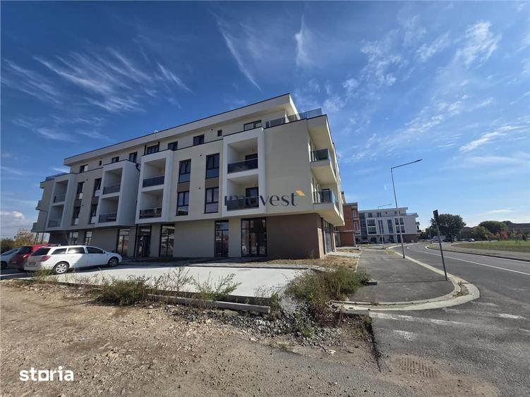 Apartament cu 3 camere decomandat în Solidarității