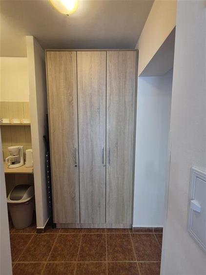 Apartament cu 2 camere decomandat, mobilat în Universitate