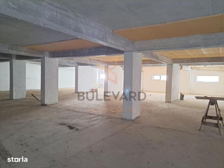 Spațiu comercial, de 345 mp, în Baciu