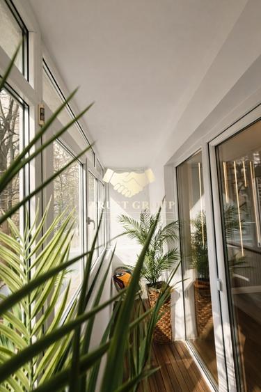 Apartament cu 2 camere decomandat în Victoriei