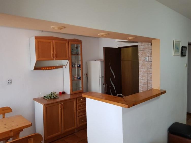 Apartament cu 2 camere decomandat în Delfinariu