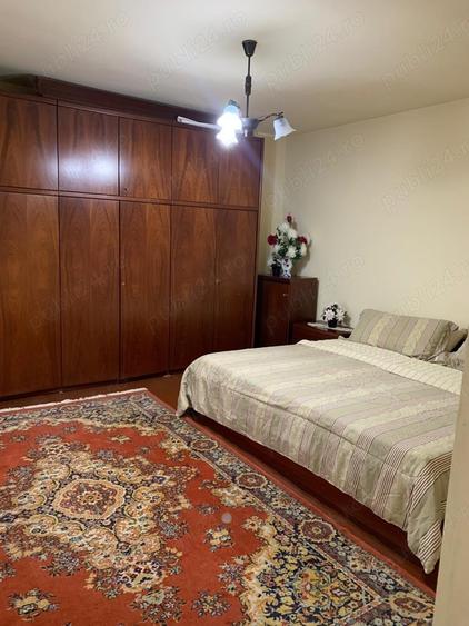 Casă cu 4 camere în Sânnicolau Mare