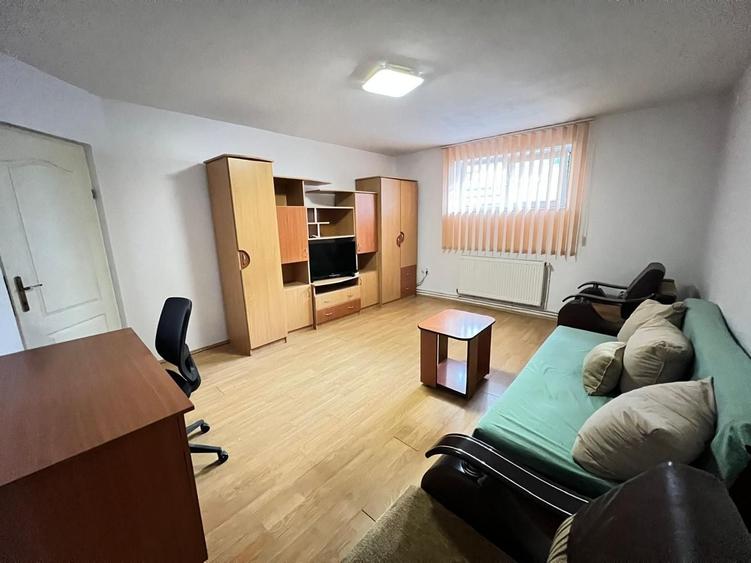 Apartament cu 2 camere decomandat, mobilat în Mărăști