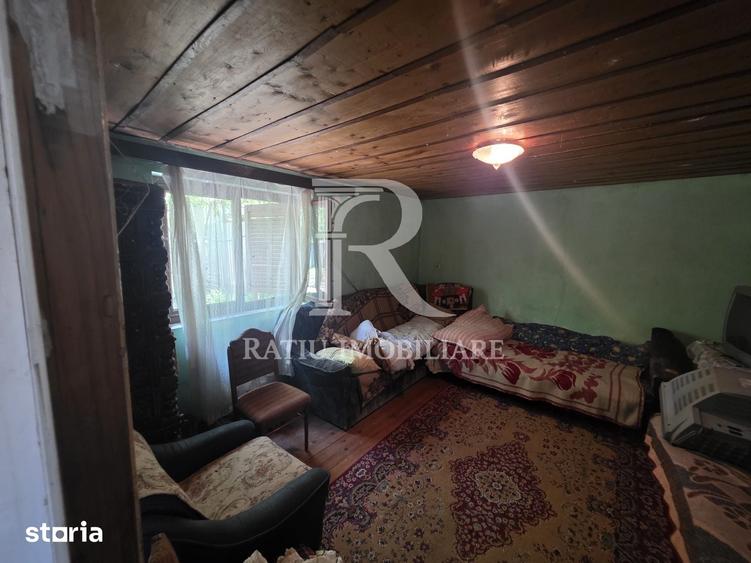 Casă cu 2 camere cu Teren 4029 Mp în Sânmartin