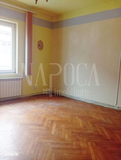 Casă cu 5 camere cu Teren 349 Mp în Iorga