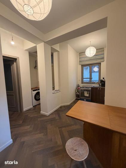 Apartament cu 3 camere în Aviatorilor