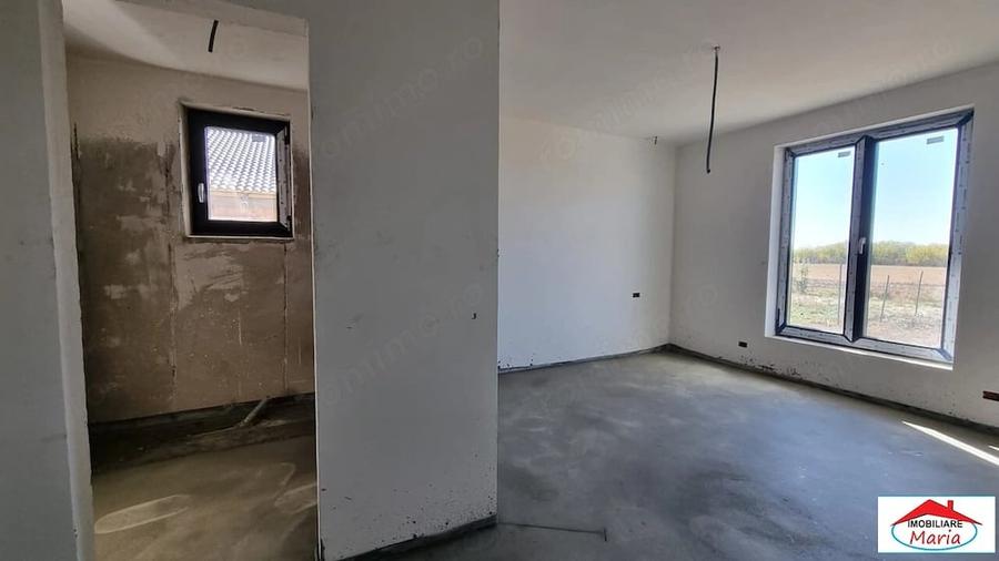 Casă cu Teren 670 Mp în Central