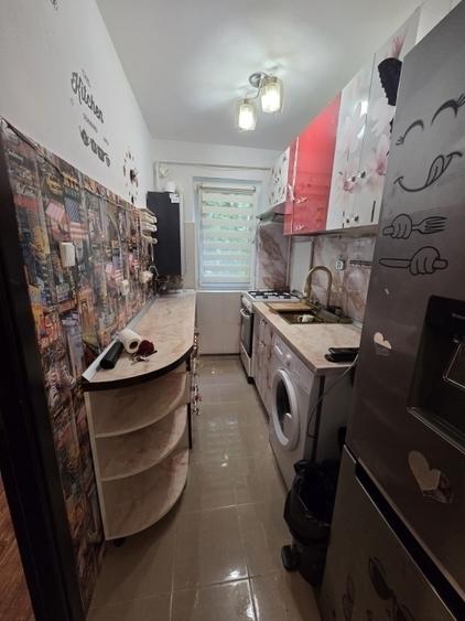 Apartament cu 2 camere decomandat în Semicentral