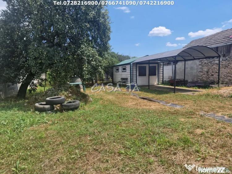 Casă cu 2 camere cu Teren 2554 Mp în Sănătești
