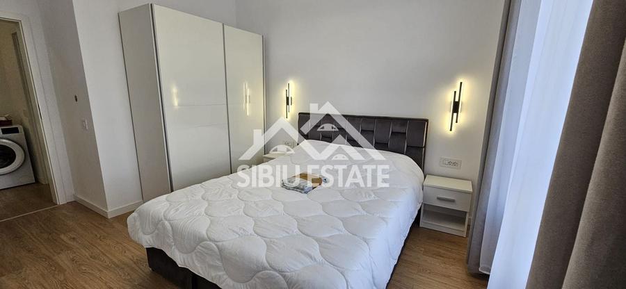 Apartament cu 3 camere decomandat, mobilat în Vest