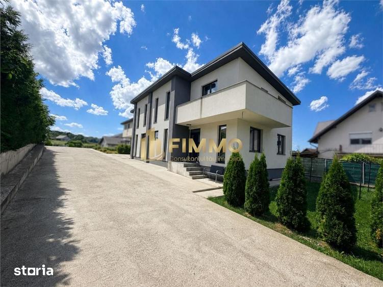 Casă cu 4 camere cu Teren 170 Mp în Ipotești