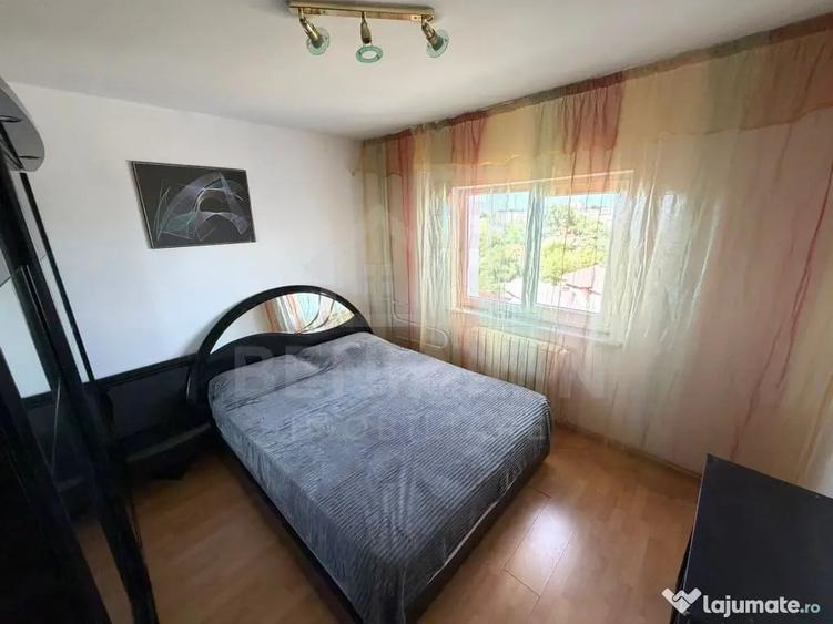Apartament cu 3 camere decomandat în Brazda lui Novac