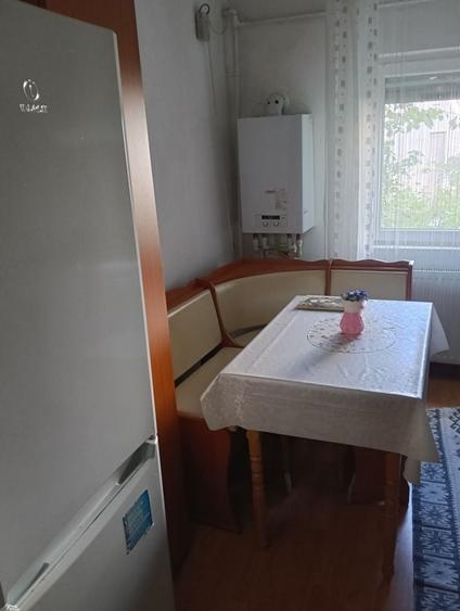 Apartament cu 2 camere semidecomandat în Exterior Vest