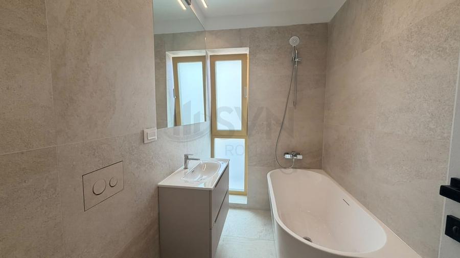 Apartament cu 3 camere decomandat, mobilat în Unirii