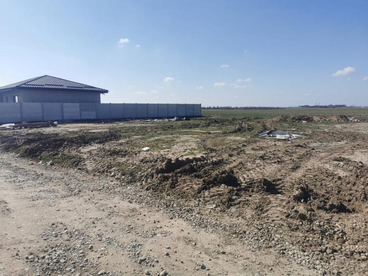 Teren Construcții intravilan de 847 mp, în Aeroport