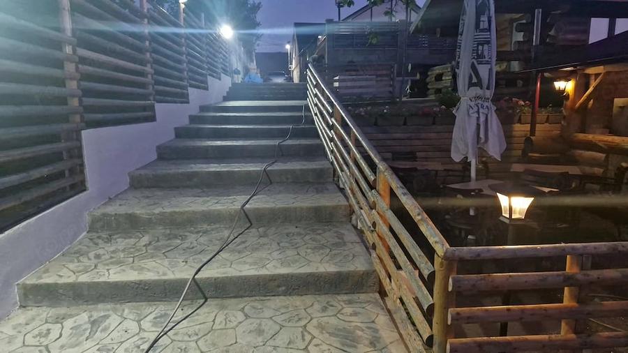 Casă cu Teren 1300 Mp în Potoc