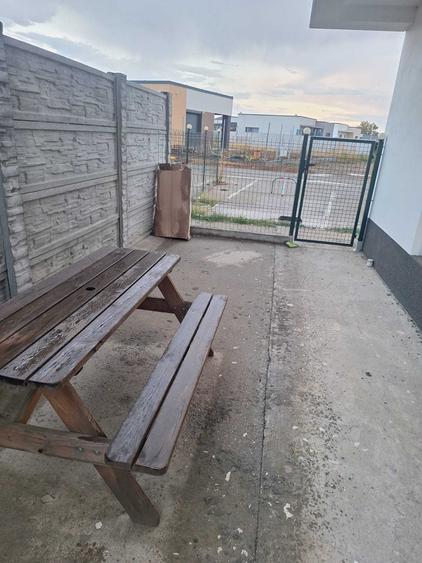 Garsonieră decomandată în Ișalnița