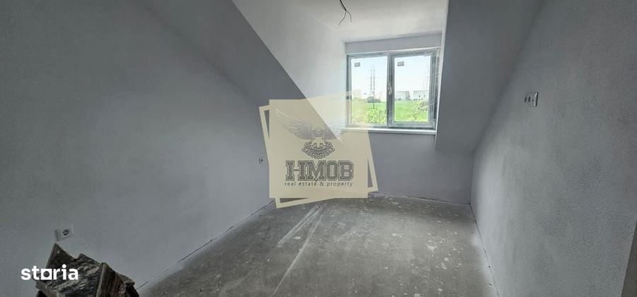 Apartament cu 4 camere în Turnișor