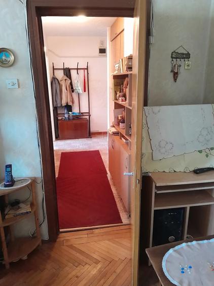 Apartament cu 2 camere semidecomandat în Sud