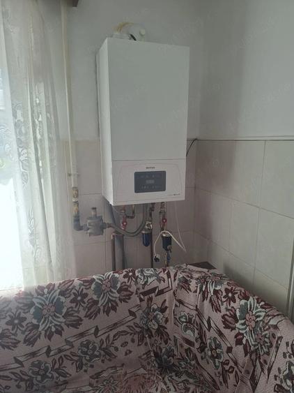 Apartament cu 4 camere decomandat în Balotești