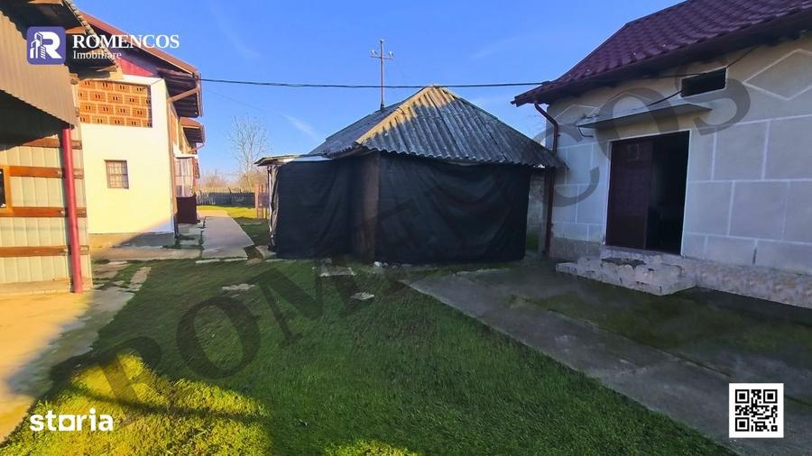 Casă cu 5 camere cu Teren 2558 Mp în Lunca