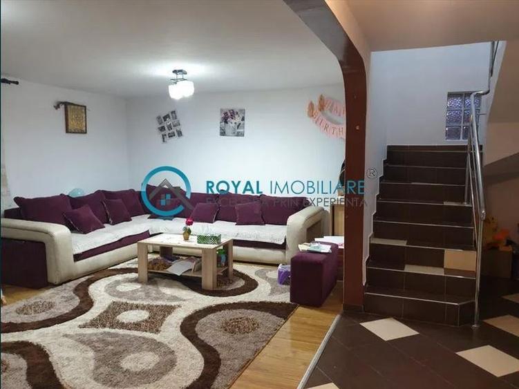 Casă individuală cu 4 camere cu Teren 1200 Mp în Valea Călugărească