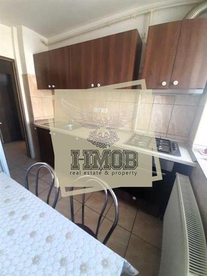 Apartament cu 3 camere decomandat, mobilat în Mihai Viteazul