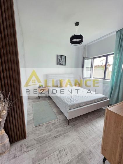 Duplex cu 3 camere cu Canalizare în Sud