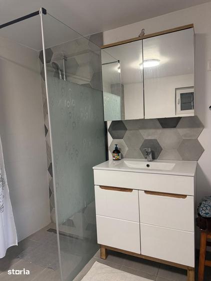 Casă cu 3 camere cu Teren 2000 Mp în Brebu
