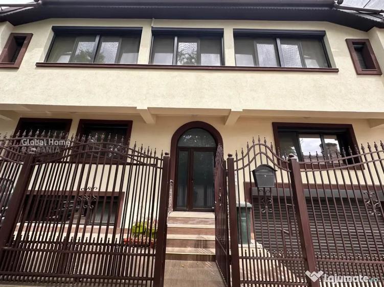 Casă cu 10 camere cu Teren 246 Mp în Eminescu