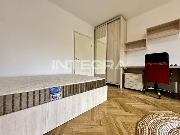Apartament cu 3 camere decomandat, mobilat în Central