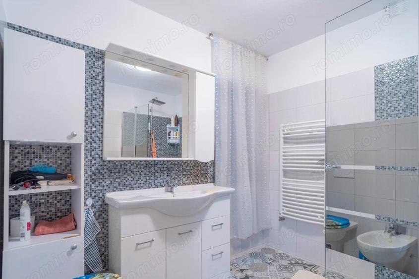 Casă cu Teren 2825 Mp în Păuliș