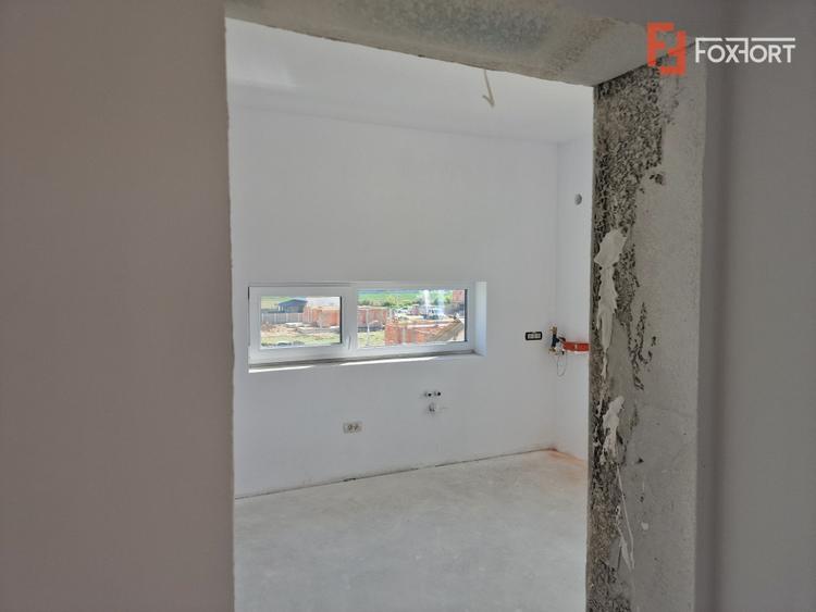 Apartament cu 2 camere decomandat în Bucovăț (Remetea Mare)
