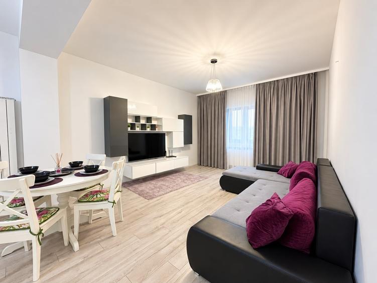 Apartament cu 2 camere, mobilat în Universitate