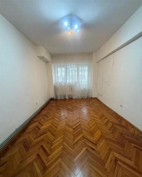 Apartament cu 3 camere decomandat în Gării